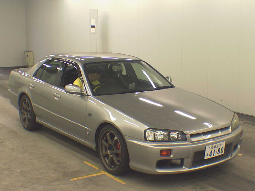 Nissan Skyline 4 Door