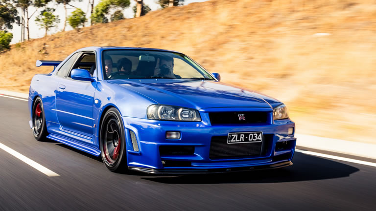 Nissan Skyline Blue