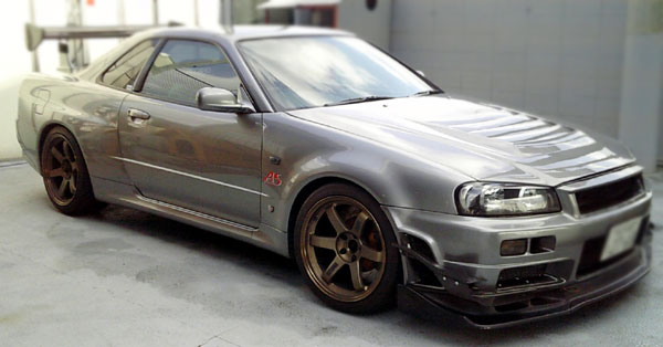 Nissan Skyline Bnr34