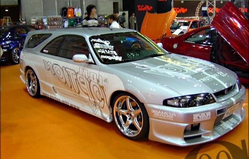 Nissan Skyline Custom