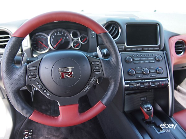 Nissan Skyline Gtr 2014