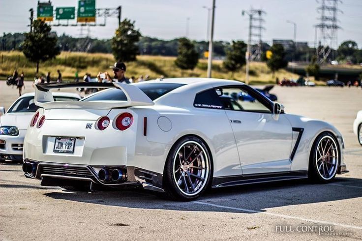 Nissan Skyline Gtr R35