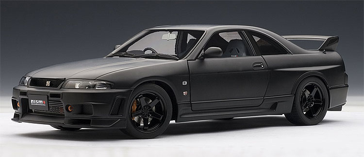 Nissan Skyline Matte Black