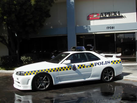 Nissan Skyline Police Car