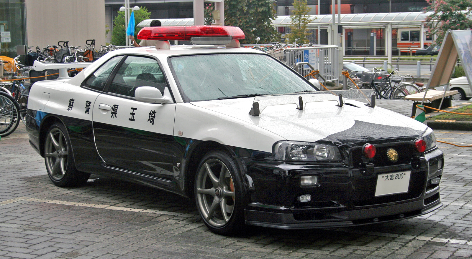 Nissan Skyline Police Car