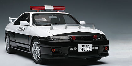Nissan Skyline Police Car