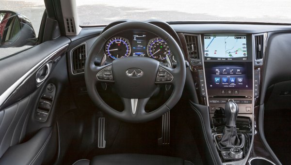 Nissan Skyline Q50