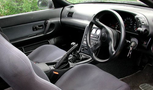 Nissan Skyline R32