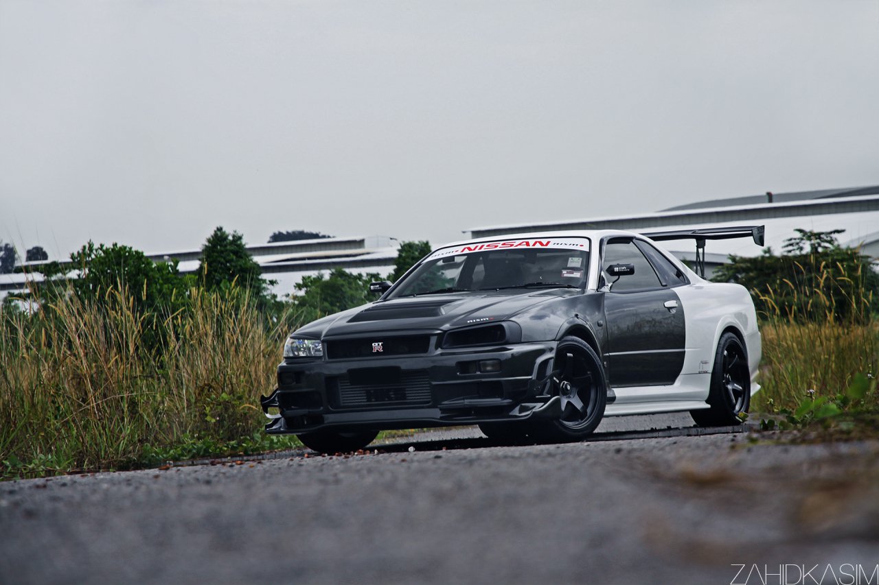 Nissan Skyline R34 Gtr