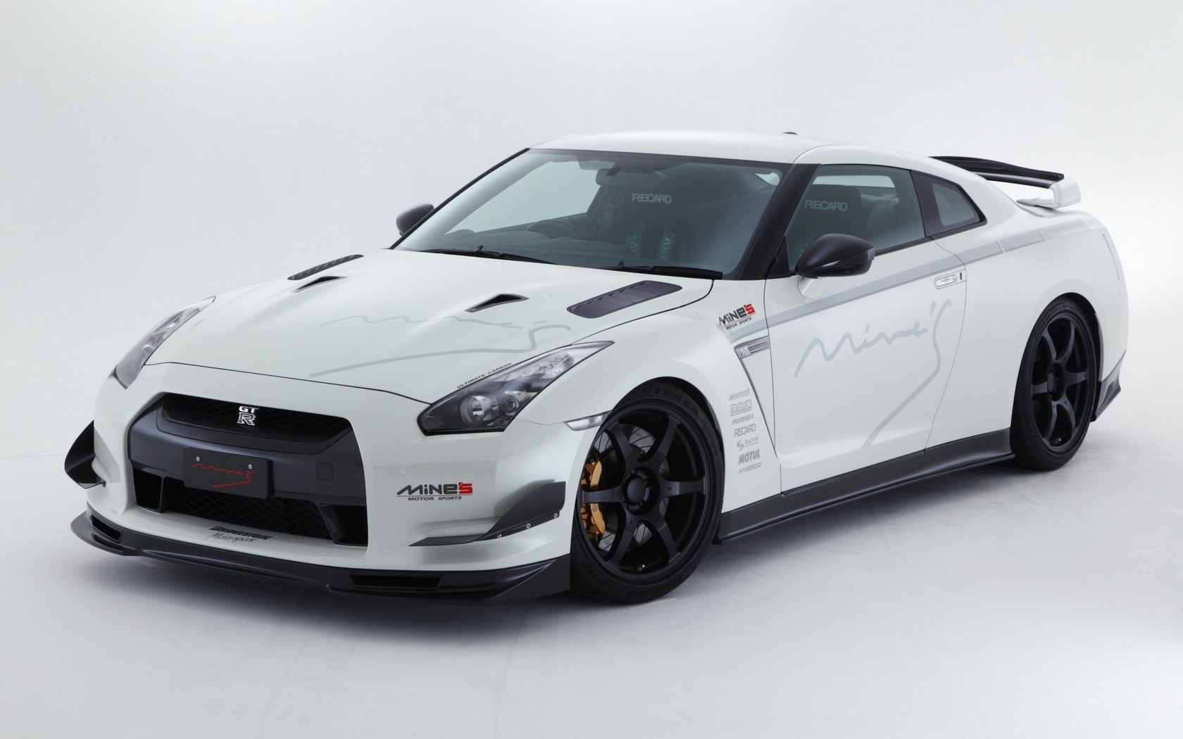 Nissan Skyline R35
