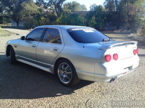 Nissan Skyline Saloon