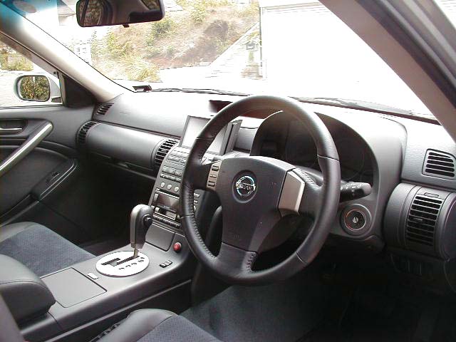 Nissan Skyline Sedan