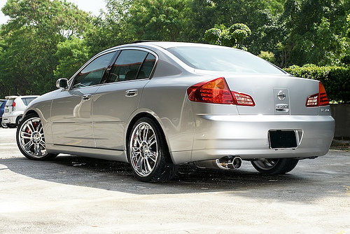 Nissan Skyline V35