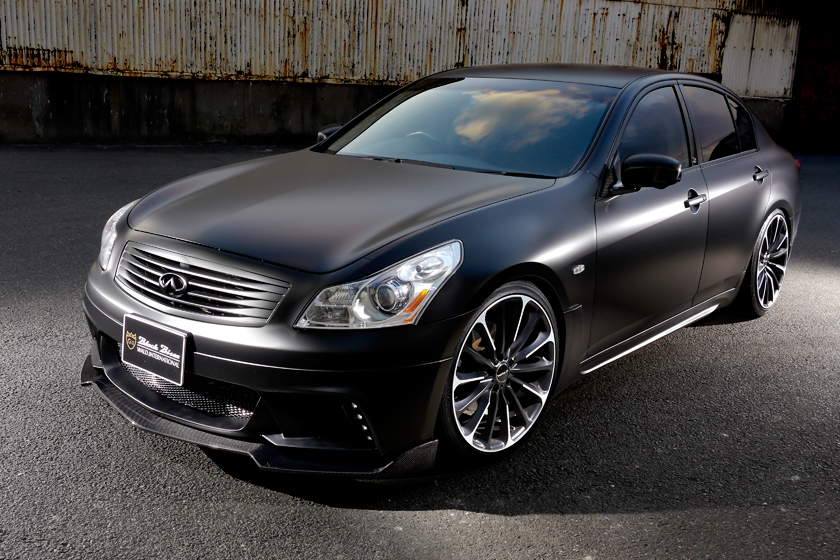 Nissan Skyline V36