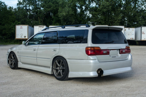 Nissan Skyline Wagon