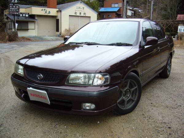 Nissan Sunny 15