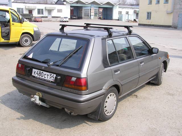 Nissan Sunny 1989