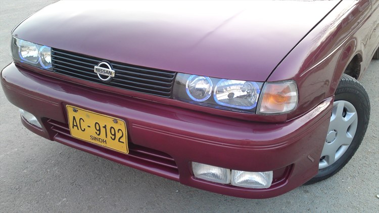 Nissan Sunny 1992