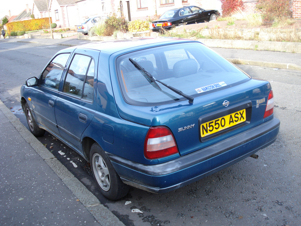 Nissan Sunny 1995
