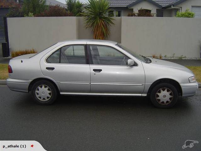 Nissan Sunny 1996