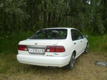Nissan Sunny 1998