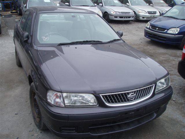 Nissan Sunny 1999