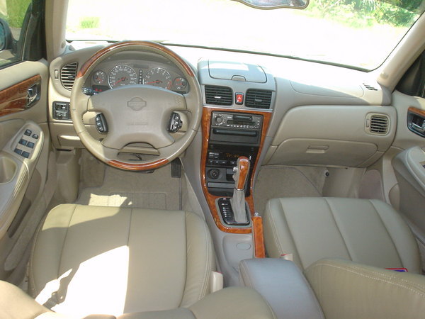 Nissan Sunny 2002