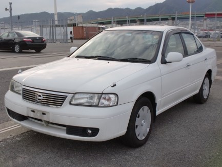 Nissan Sunny 2003
