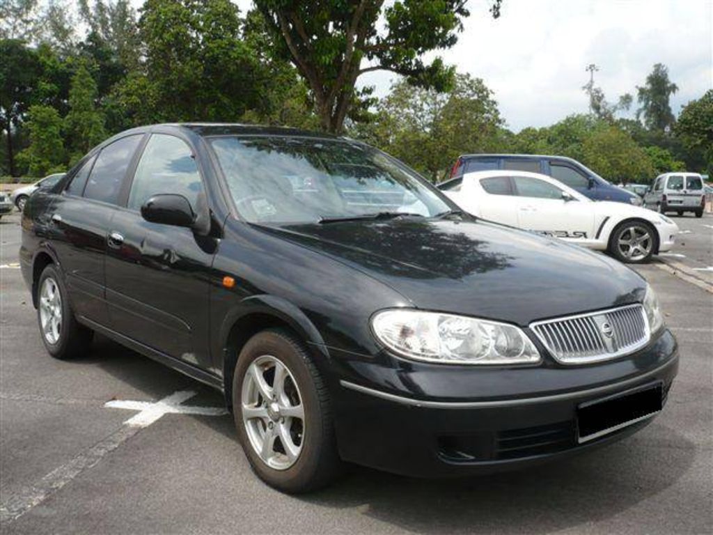 Nissan Sunny 2004