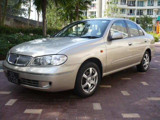 Nissan Sunny 2004