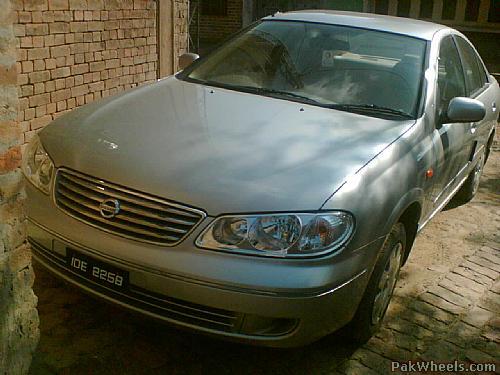 Nissan Sunny 2005