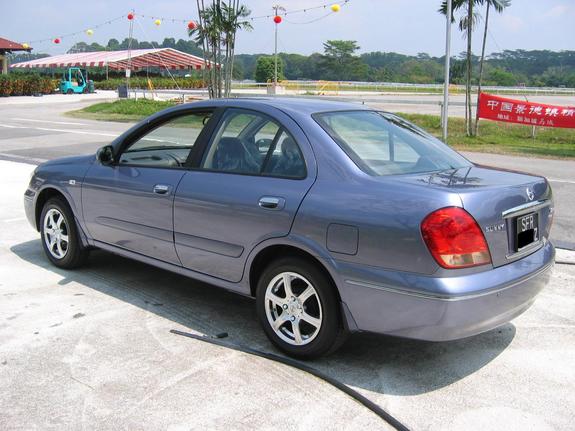 Nissan Sunny 2005