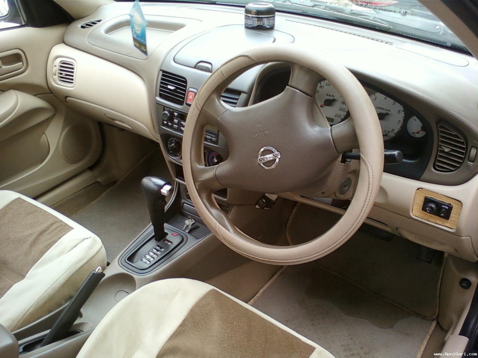 Nissan Sunny 2006