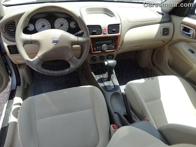 Nissan Sunny 2011
