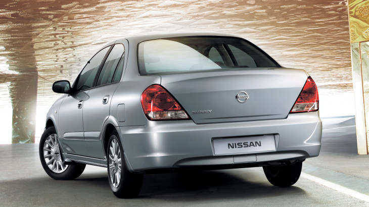 Nissan Sunny 2011