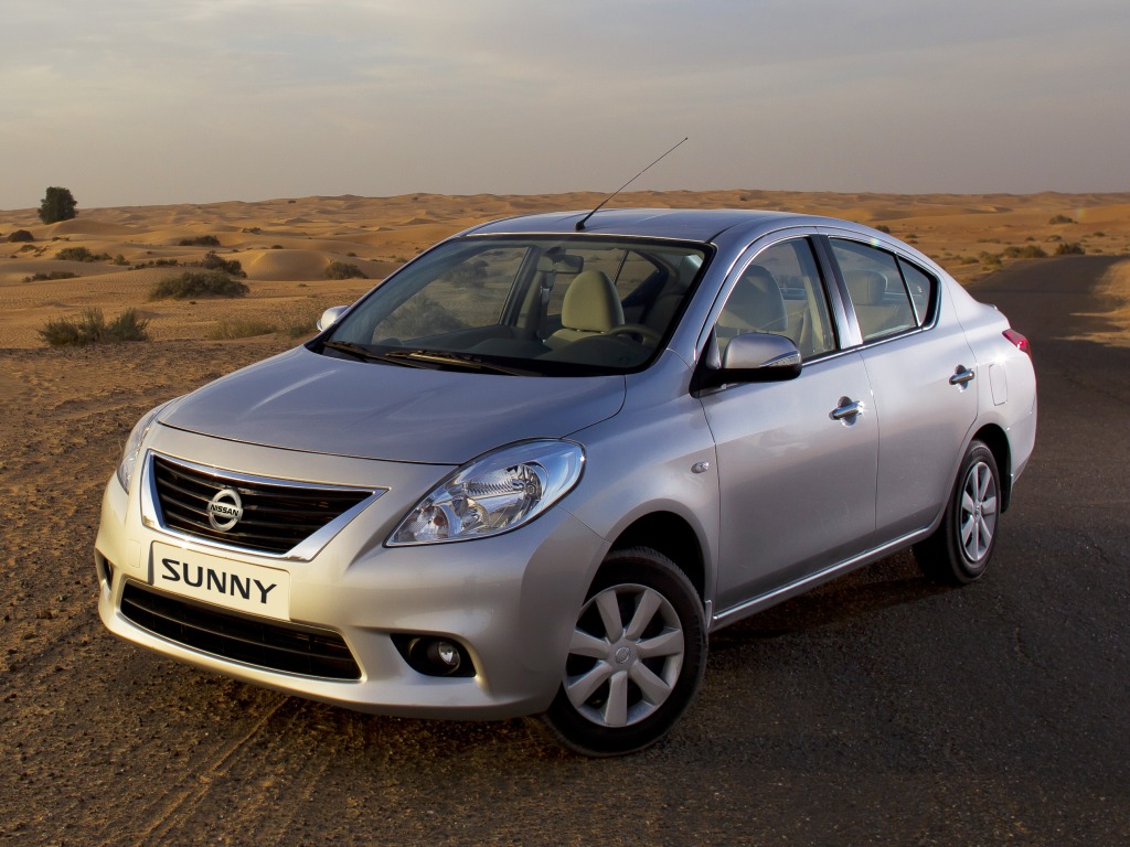 Nissan Sunny 2012