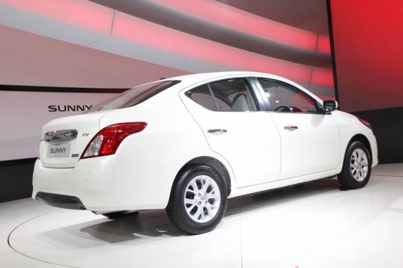 Nissan Sunny 2014