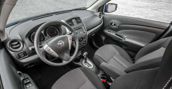 Nissan Sunny 2015