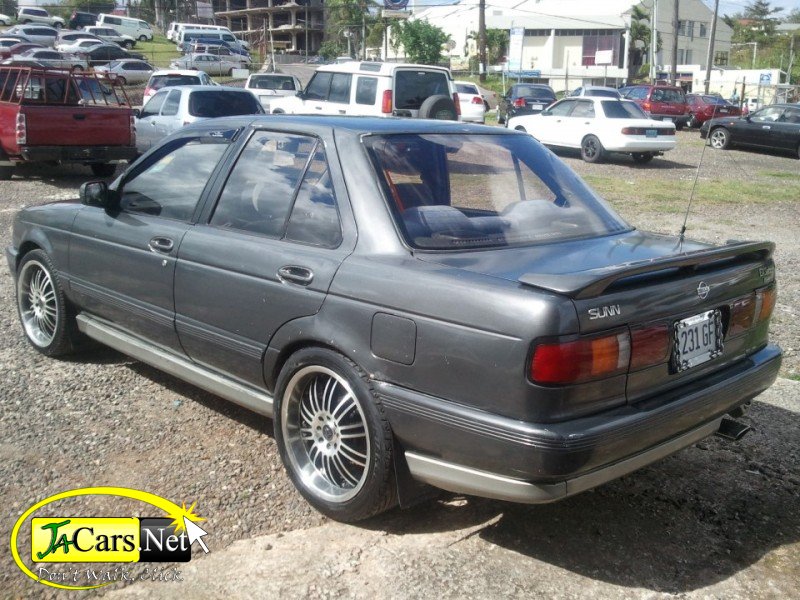 Nissan Sunny B13