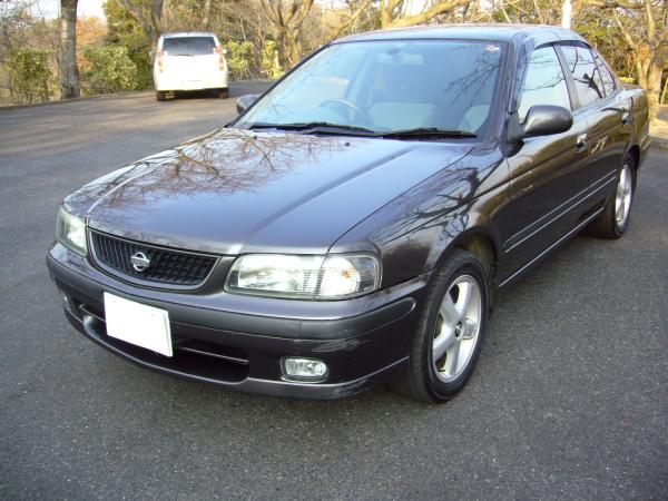 Nissan Sunny B15