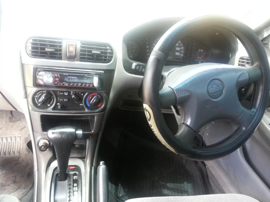Nissan Sunny B15