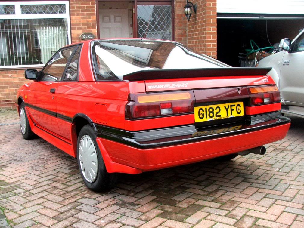 Nissan Sunny Coupe