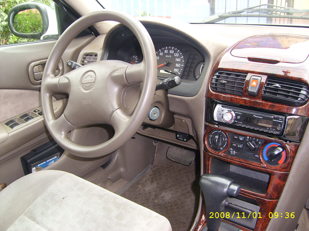 Nissan Sunny Ex Saloon 2002