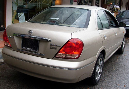 Nissan Sunny Ex Saloon 2002