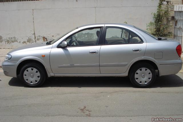Nissan Sunny Ex Saloon