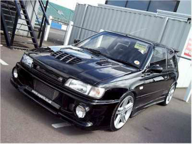 Nissan Sunny Gti-R