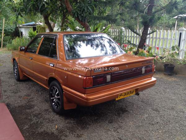 Nissan Sunny Hb12
