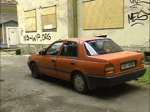 Nissan Sunny Sedan