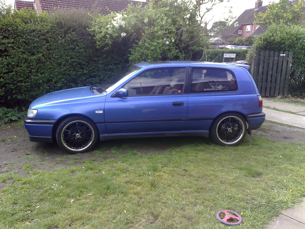 Nissan Sunny Sr 1.6 Nissan Sunny Sr 1.6