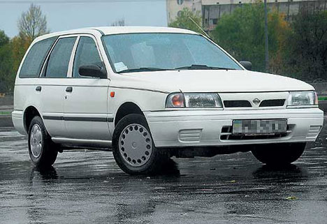 Nissan Sunny Traveller